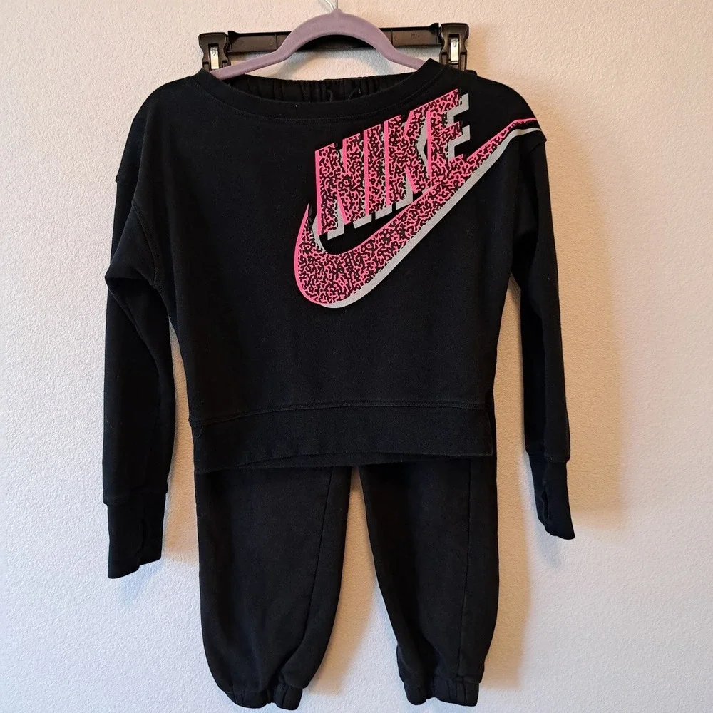 Nike Girls Sweatshirt and Gap Joggers Set Black Pink Leopard Logo Kids Medium